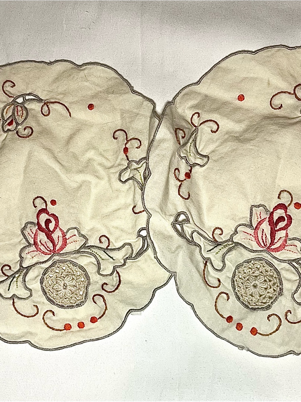 Embroidered Cream Floral Accessory Top/Dollie